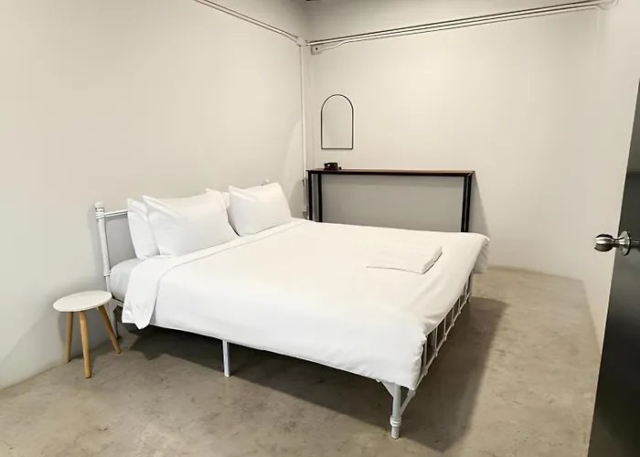 Apartment Yellow Place Sukhumvit 2 - Bts Nana *