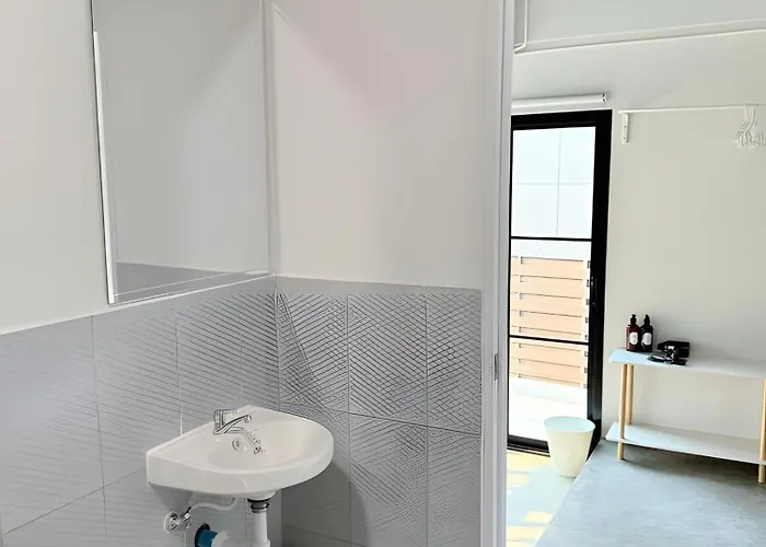 Apartment Yellow Place Sukhumvit 2 - Bts Nana Bangkok