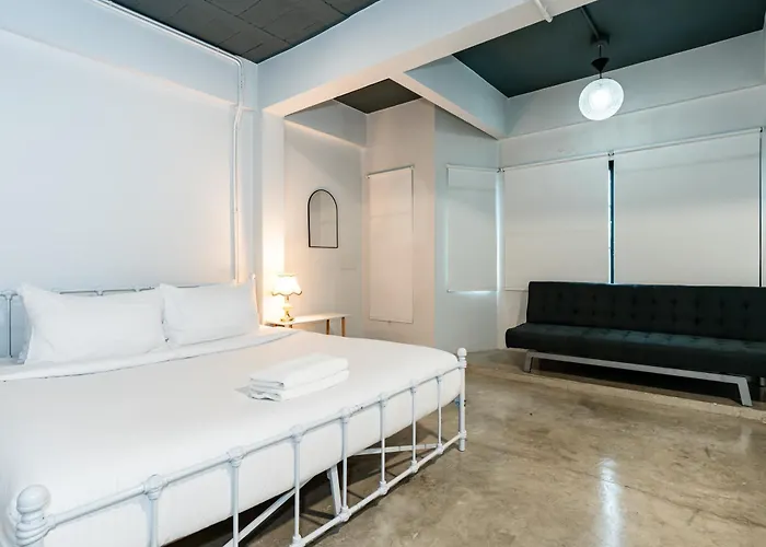 Yellow Place Sukhumvit 2 - Bts Nana *