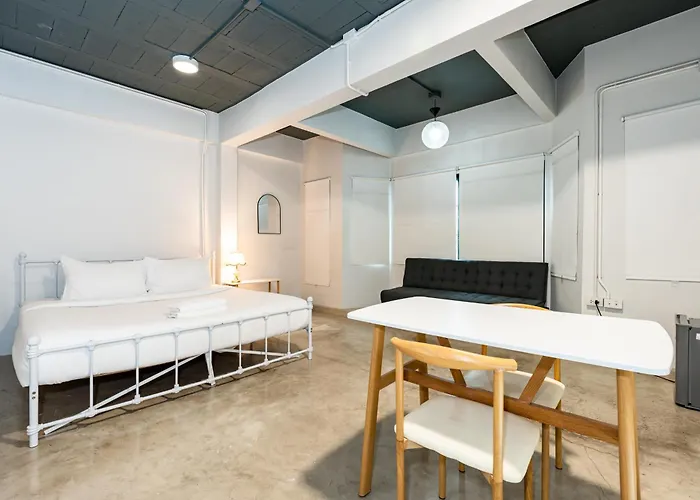 Yellow Place Sukhumvit 2 - Bts Nana Apartment Bangkok